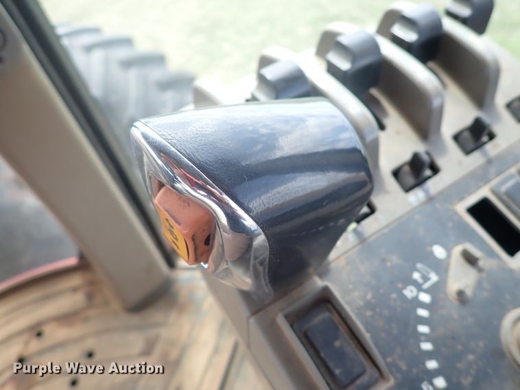 image for item DN1930 2002 Case IH STX275  4WD tractor