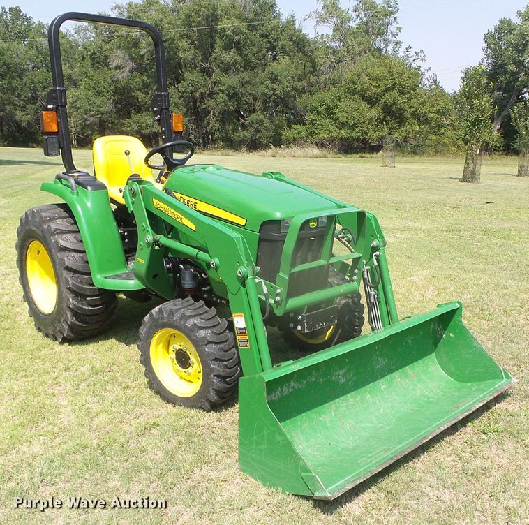 image for item GP9481 2018 John Deere 3038E  MFWD tractor