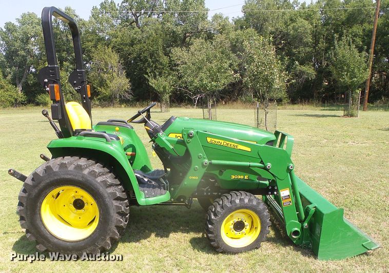 image for item GP9481 2018 John Deere 3038E  MFWD tractor