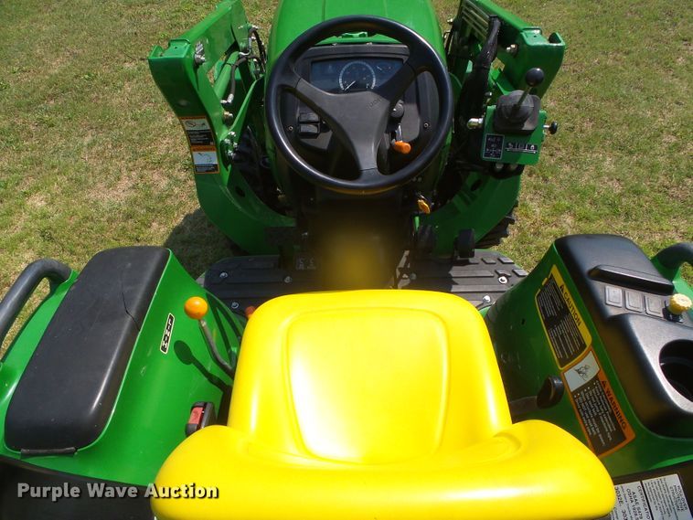 image for item GP9481 2018 John Deere 3038E  MFWD tractor