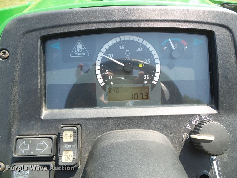 image for item GP9481 2018 John Deere 3038E  MFWD tractor