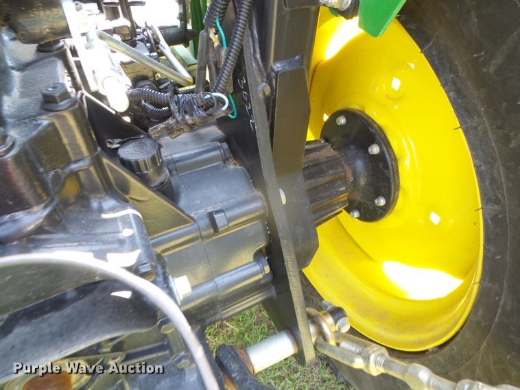 image for item GP9481 2018 John Deere 3038E  MFWD tractor