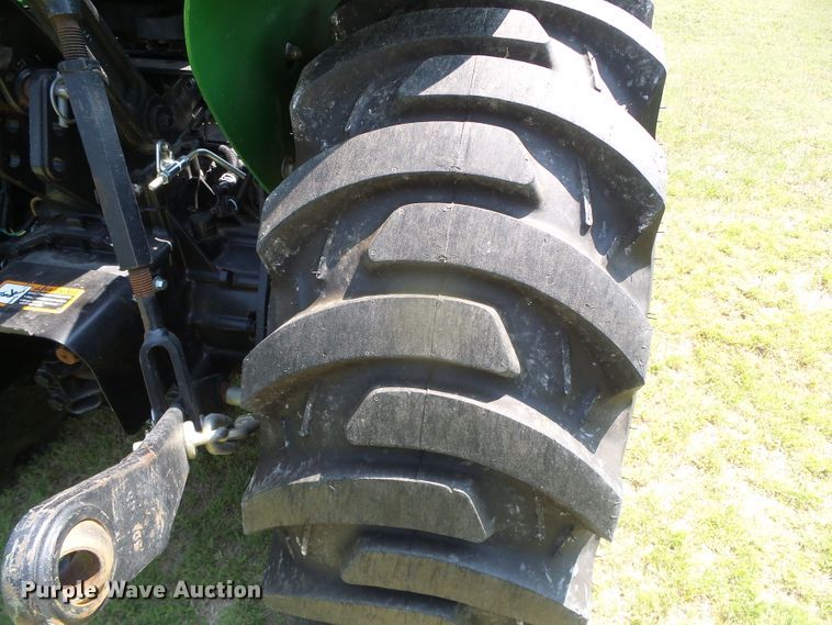 image for item GP9481 2018 John Deere 3038E  MFWD tractor