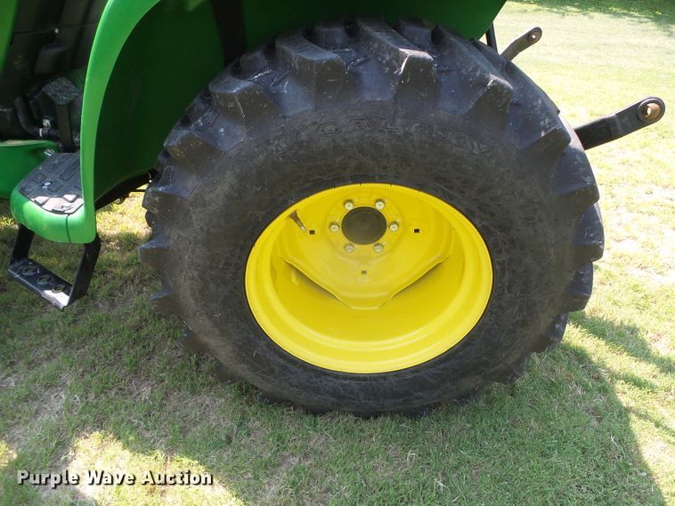 image for item GP9481 2018 John Deere 3038E  MFWD tractor