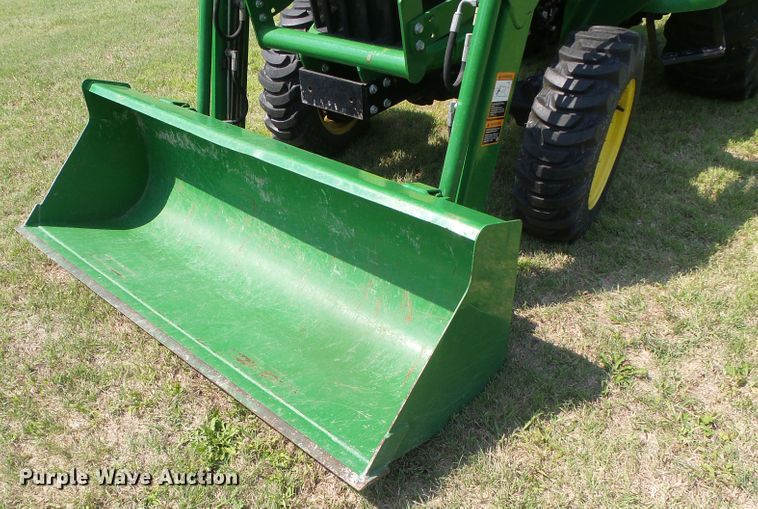 image for item GP9481 2018 John Deere 3038E  MFWD tractor