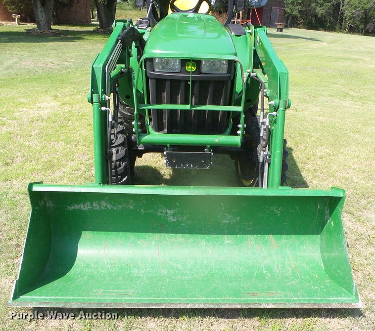 image for item GP9481 2018 John Deere 3038E  MFWD tractor