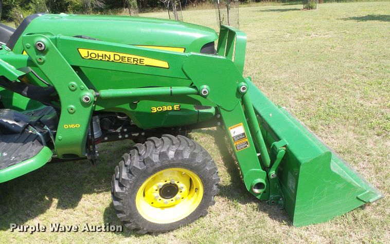 image for item GP9481 2018 John Deere 3038E  MFWD tractor
