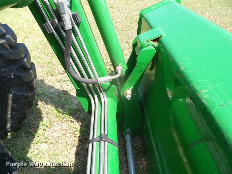 image for item GP9481 2018 John Deere 3038E  MFWD tractor