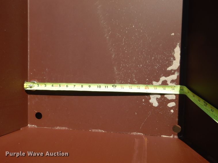 image for item HC9191 Feed trough