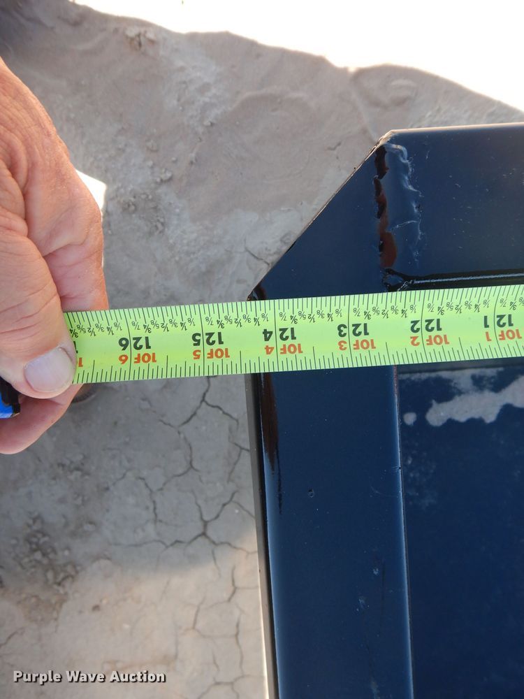 image for item HC9192 Feed trough