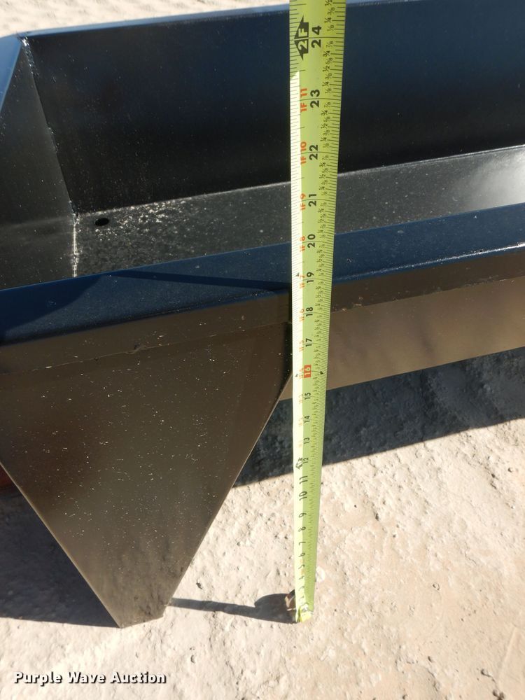 image for item HC9192 Feed trough