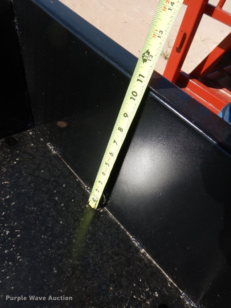 image for item HC9192 Feed trough