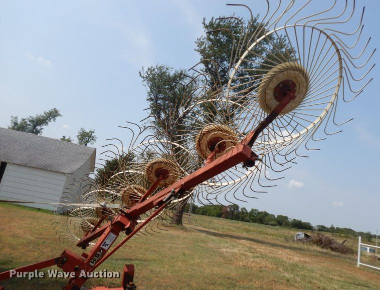 image for item HP9669 H&S V12  hay rake