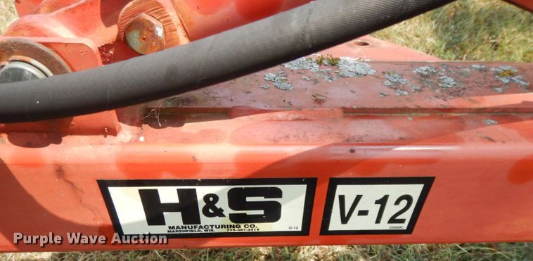 image for item HP9669 H&S V12  hay rake