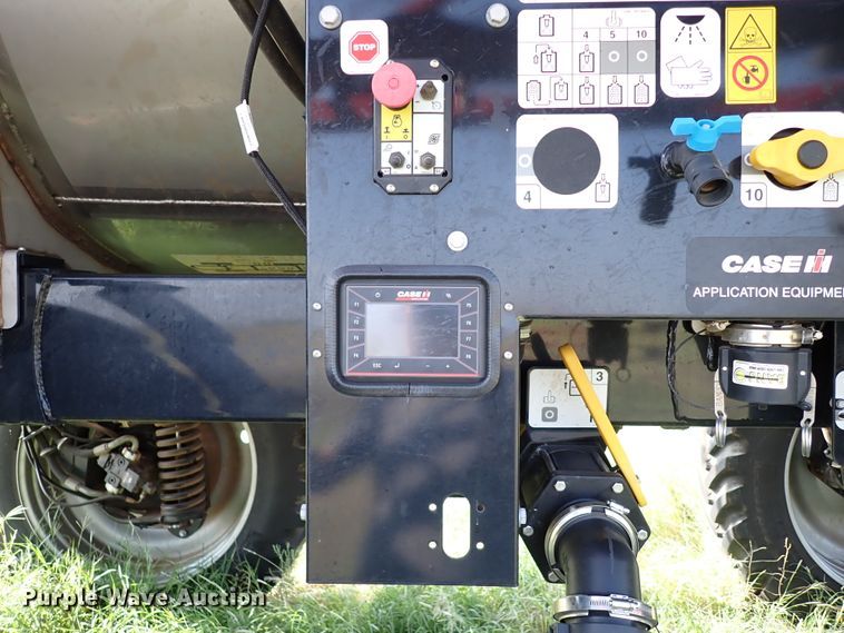 image for item IN9603 2018 Case IH Patriot 3340  sprayer