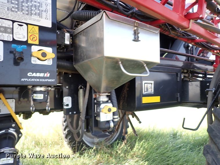 image for item IN9603 2018 Case IH Patriot 3340  sprayer