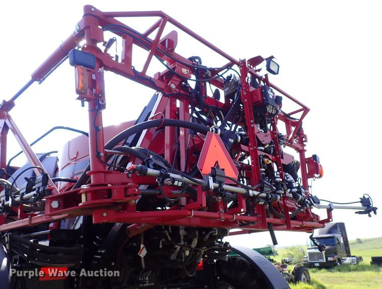 image for item IN9603 2018 Case IH Patriot 3340  sprayer
