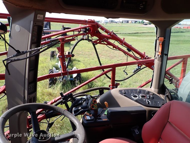 image for item IN9603 2018 Case IH Patriot 3340  sprayer