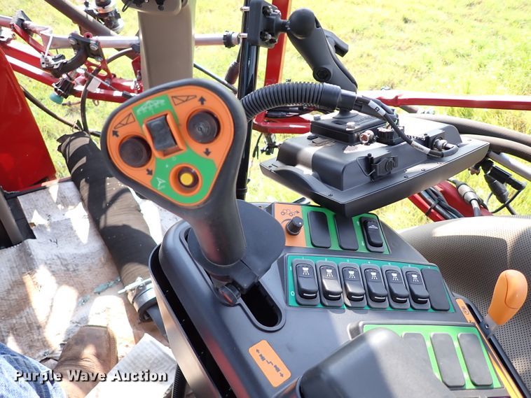 image for item IN9603 2018 Case IH Patriot 3340  sprayer