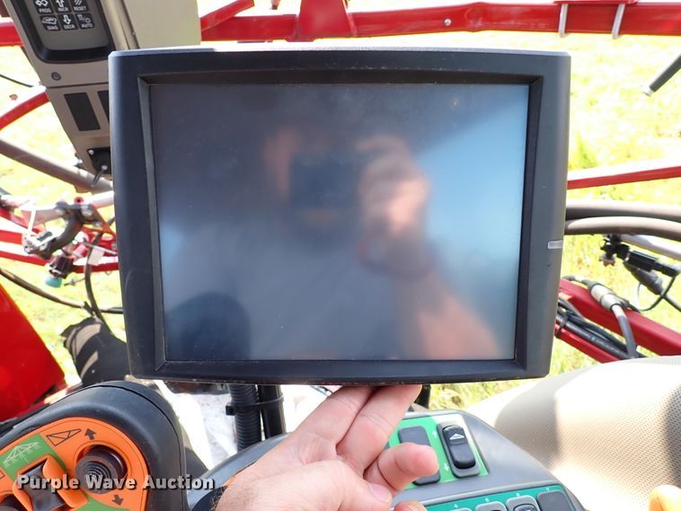 image for item IN9603 2018 Case IH Patriot 3340  sprayer