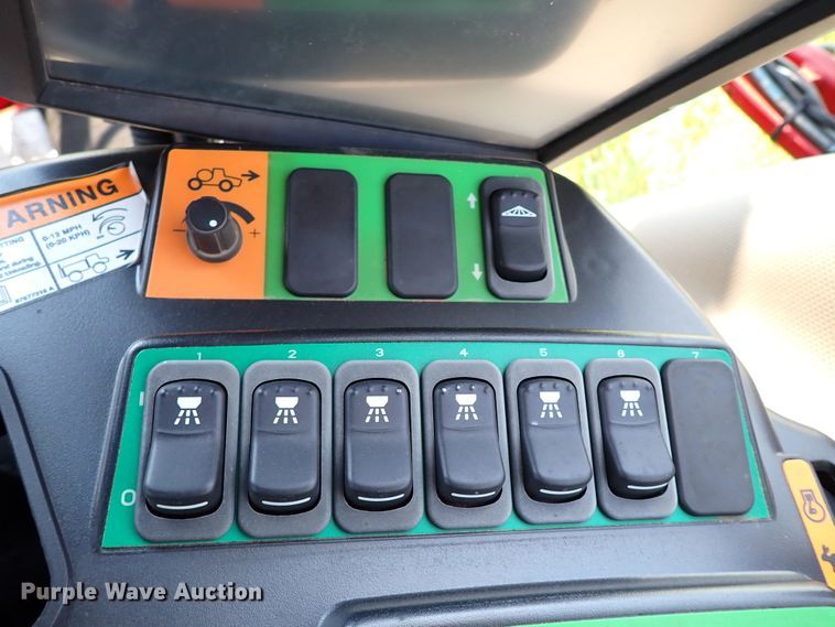 image for item IN9603 2018 Case IH Patriot 3340  sprayer