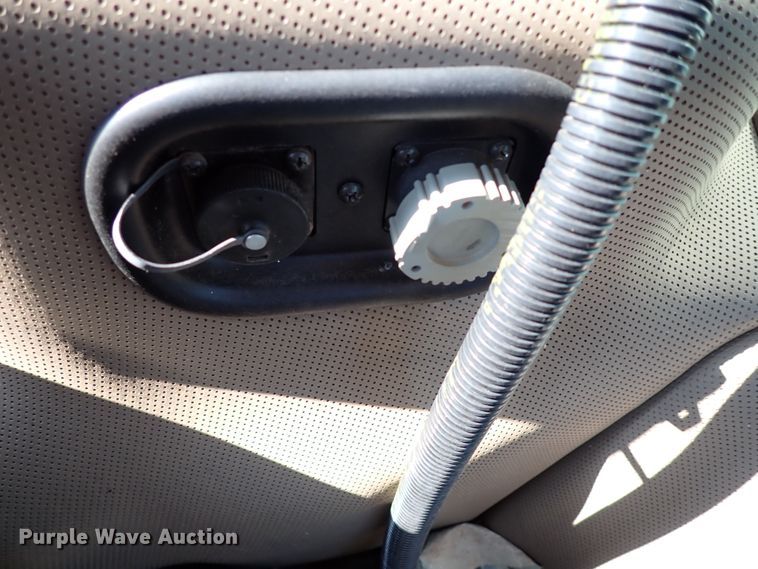 image for item IN9603 2018 Case IH Patriot 3340  sprayer