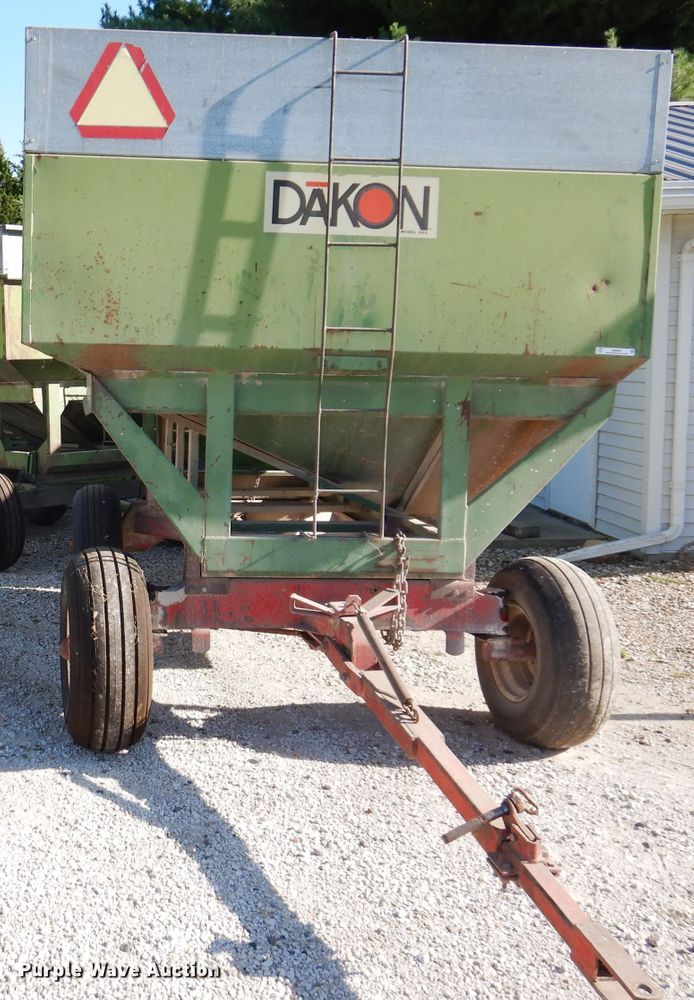 image for item IN9908 (2) Dakon 280 gravity wagons