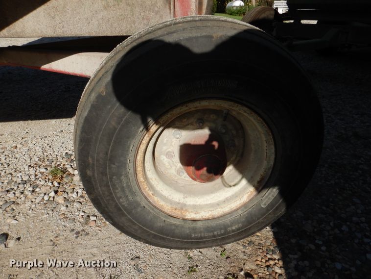 image for item IN9908 (2) Dakon 280 gravity wagons