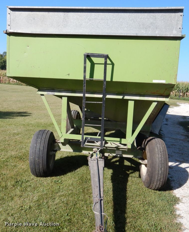 image for item IN9909 (2) Parker 2500 gravity wagons