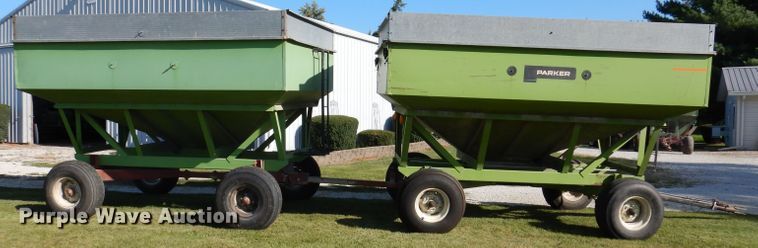 image for item IN9909 (2) Parker 2500 gravity wagons