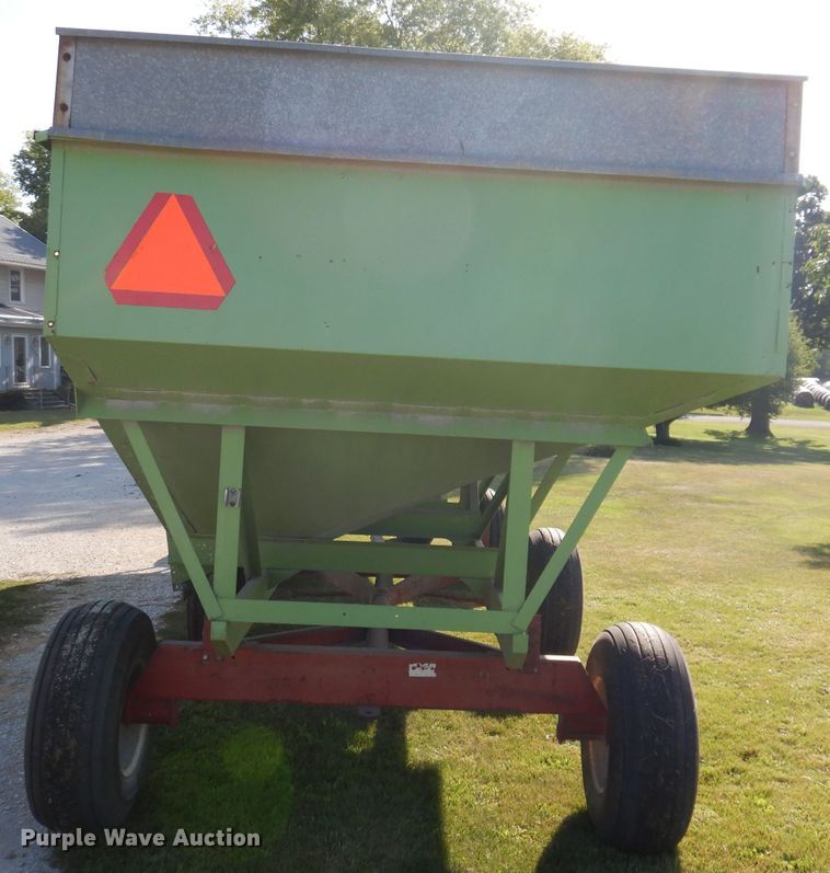 image for item IN9909 (2) Parker 2500 gravity wagons