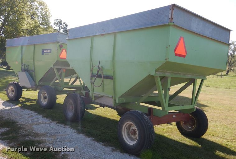 image for item IN9909 (2) Parker 2500 gravity wagons