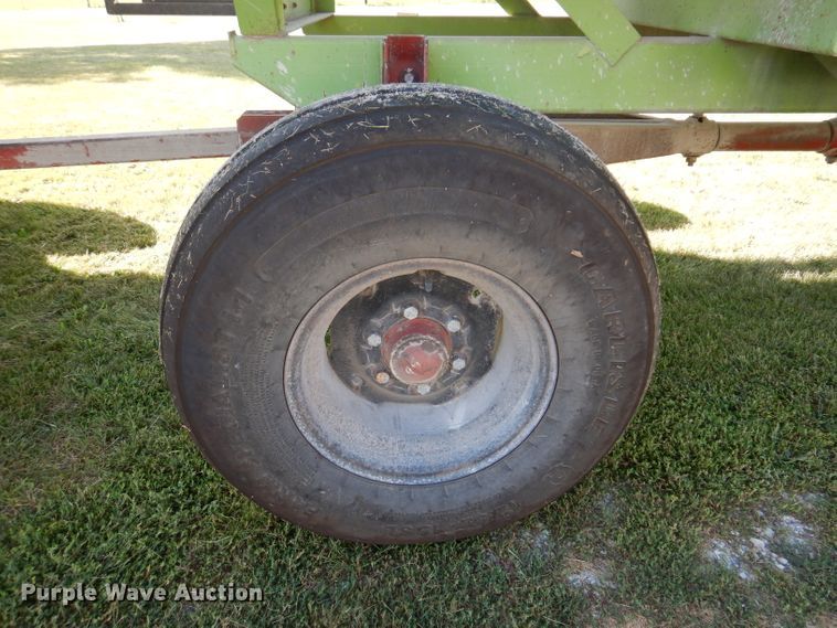 image for item IN9909 (2) Parker 2500 gravity wagons