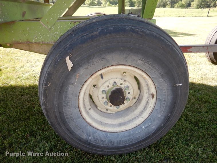 image for item IN9909 (2) Parker 2500 gravity wagons