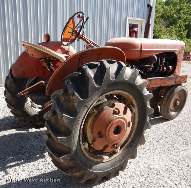 image for item IN9910 1952 Allis Chalmers WD  tractor
