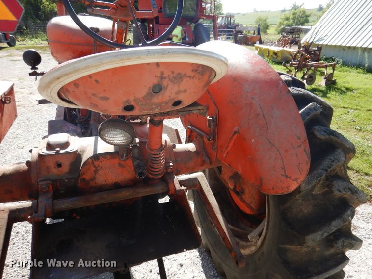 image for item IN9910 1952 Allis Chalmers WD  tractor