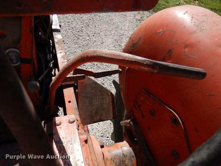 image for item IN9910 1952 Allis Chalmers WD  tractor