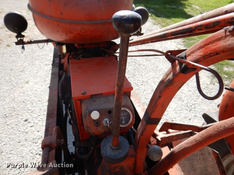 image for item IN9910 1952 Allis Chalmers WD  tractor