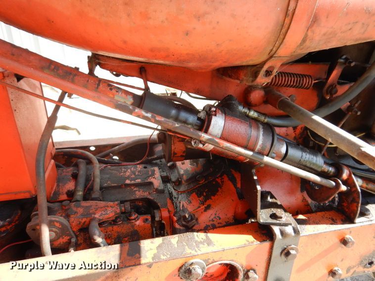 image for item IN9910 1952 Allis Chalmers WD  tractor