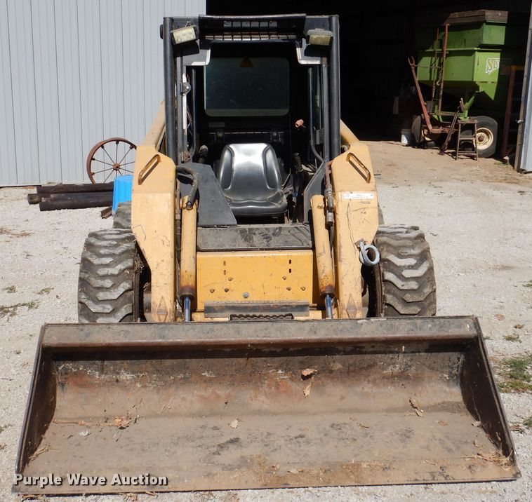 image for item IN9911 1996 John Deere 8875  skid steer loader