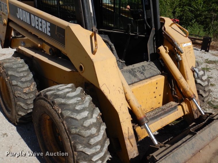 image for item IN9911 1996 John Deere 8875  skid steer loader