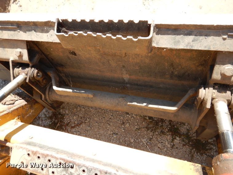 image for item IN9911 1996 John Deere 8875  skid steer loader