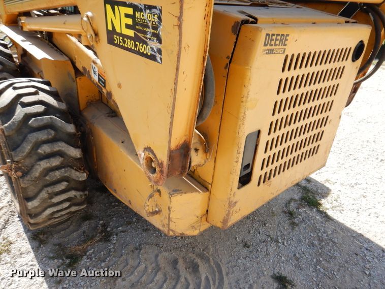 image for item IN9911 1996 John Deere 8875  skid steer loader