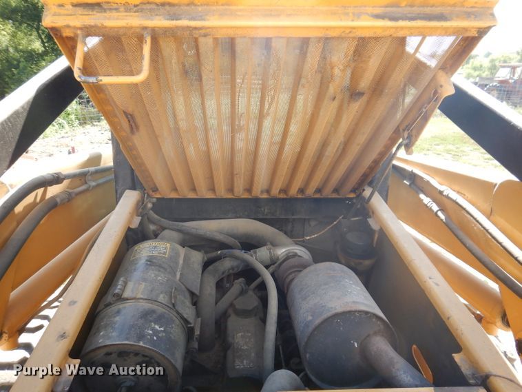 image for item IN9911 1996 John Deere 8875  skid steer loader