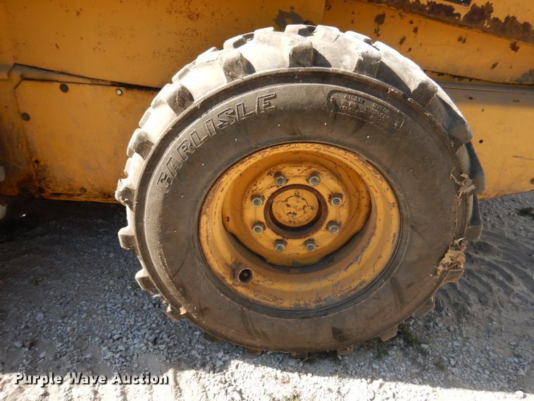 image for item IN9911 1996 John Deere 8875  skid steer loader