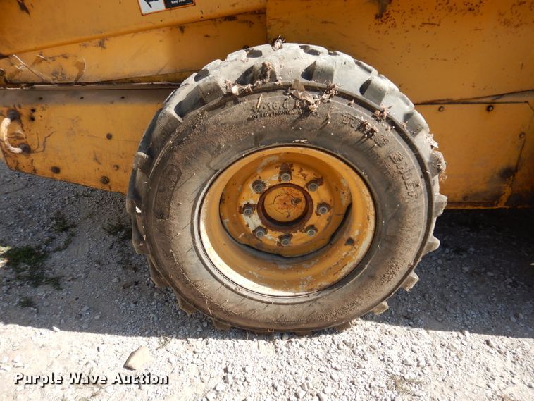 image for item IN9911 1996 John Deere 8875  skid steer loader