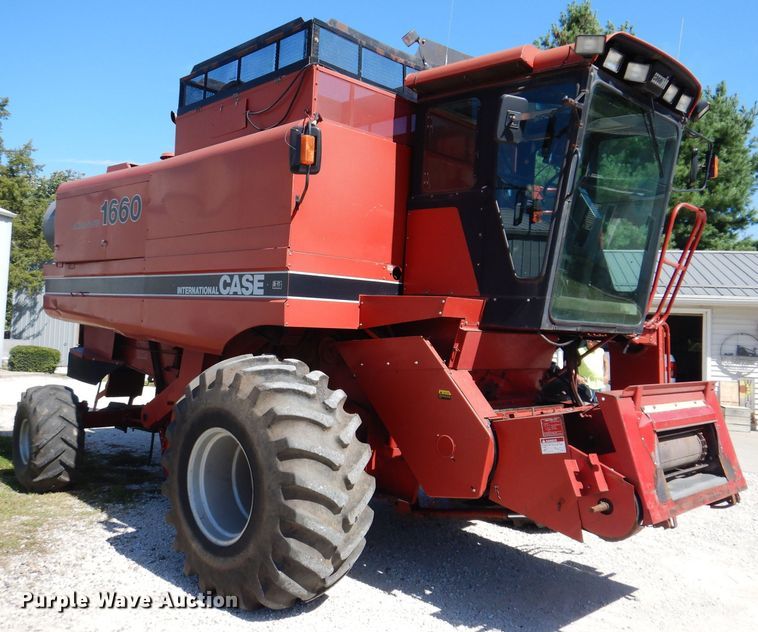 image for item IN9913 1987 Case IH 1660  Axial-Flow combine
