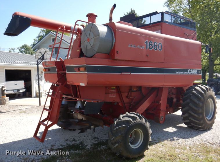 image for item IN9913 1987 Case IH 1660  Axial-Flow combine