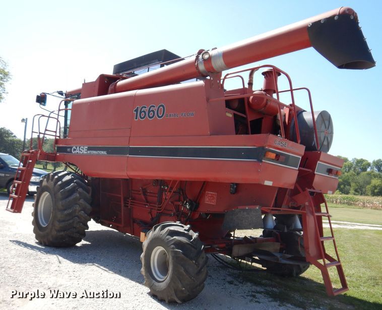 image for item IN9913 1987 Case IH 1660  Axial-Flow combine