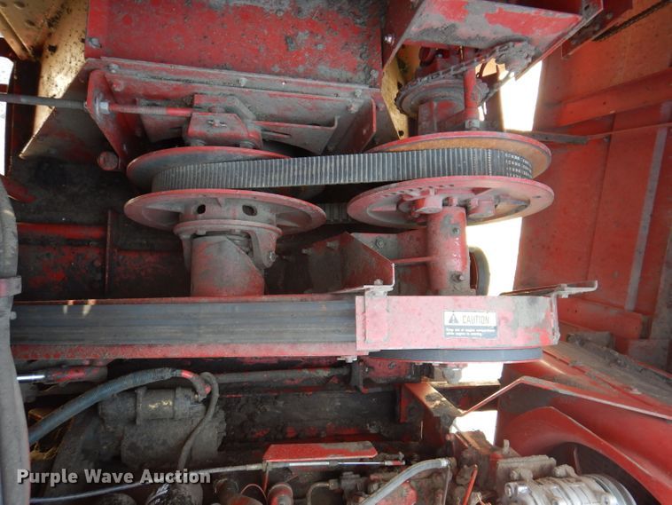 image for item IN9913 1987 Case IH 1660  Axial-Flow combine